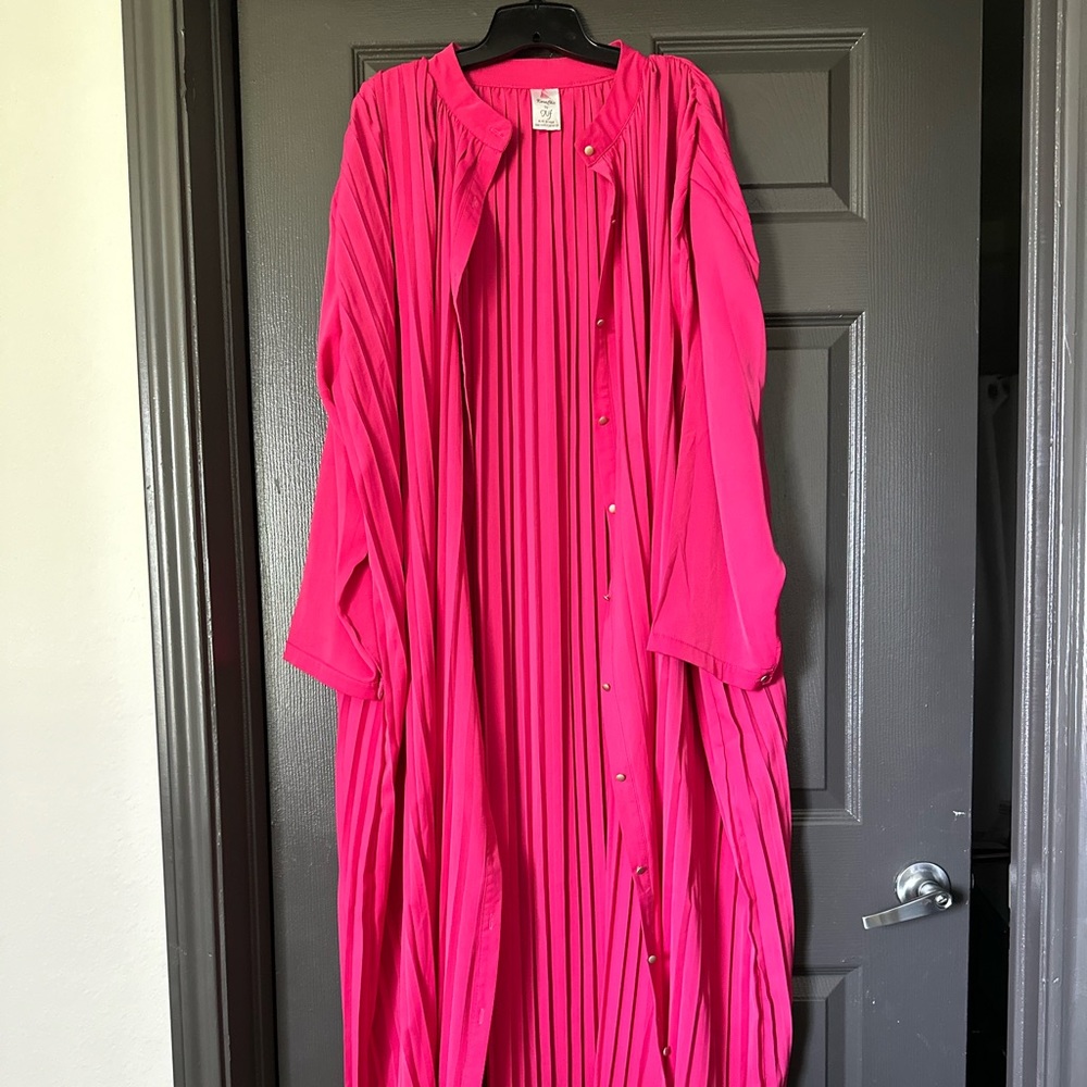 Pink Accordion Pleat Long Sleeve Dress O/S